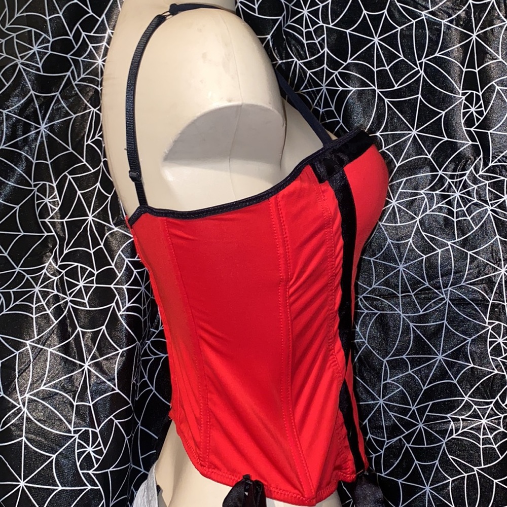 Morbid Threads Red Corset - Picture 2 of 5